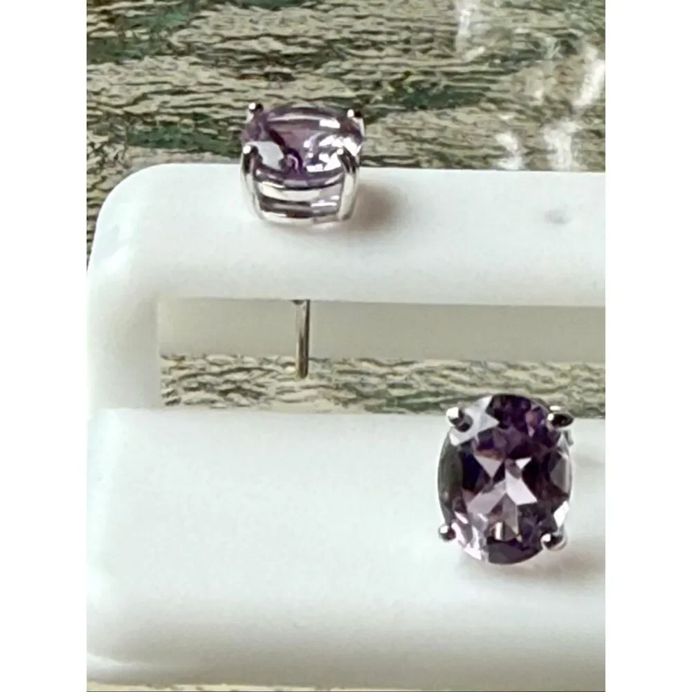 Oval Amethyst Stud Earrings Sterling Silver Elegant Purple Gemstone Classics New